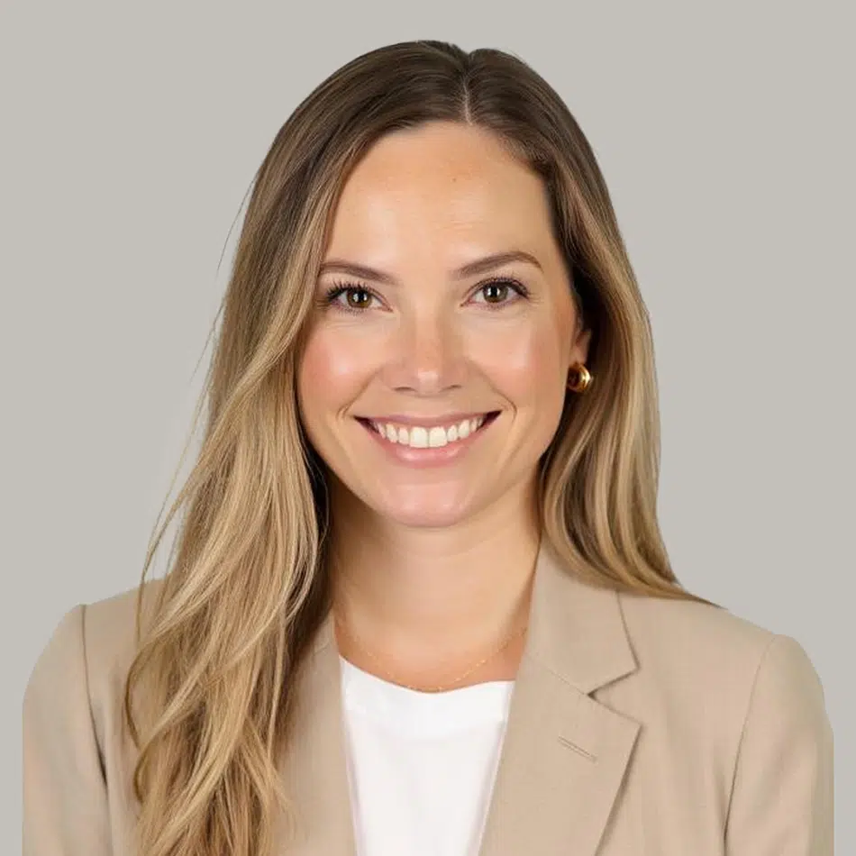 Katie Campbell Headshot
