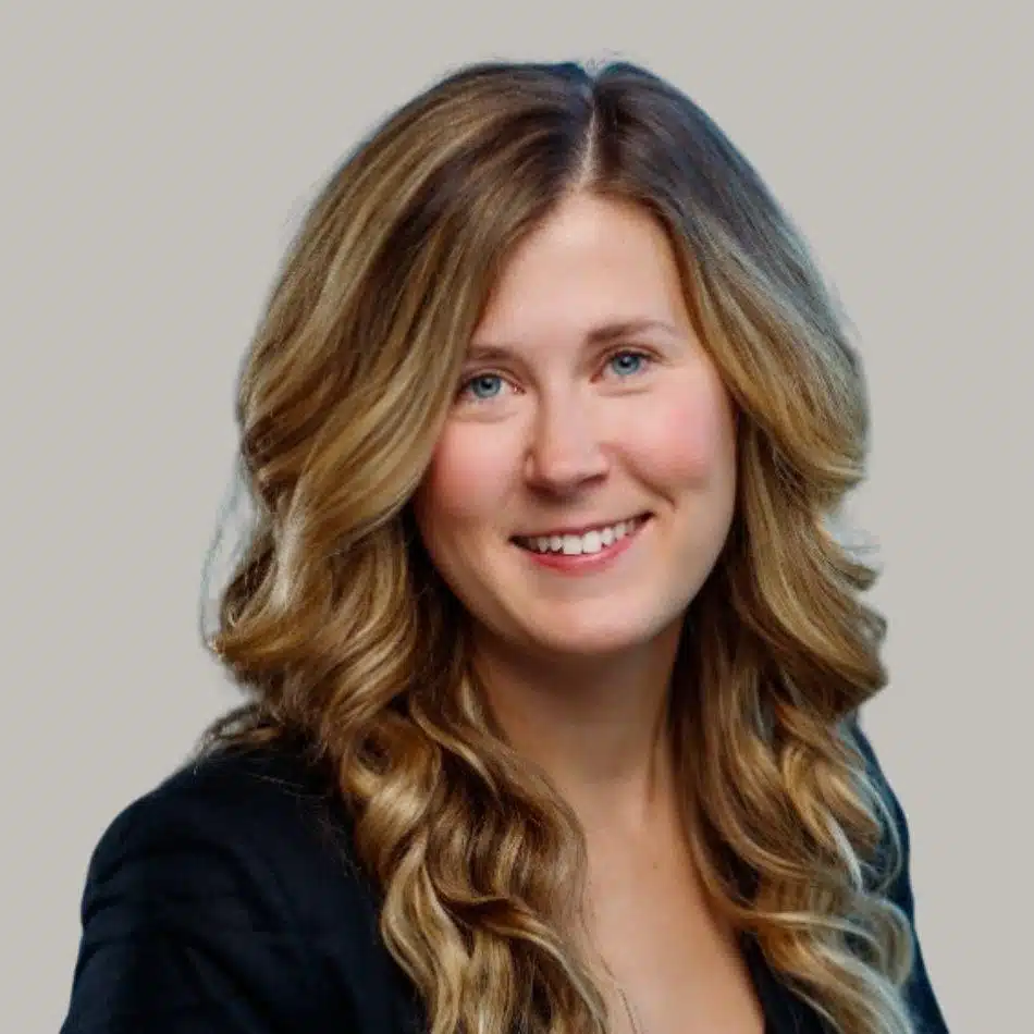 Traci Miller Headshot