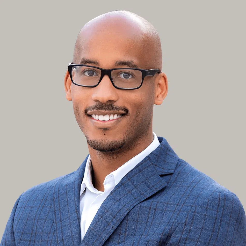 Curtis Walker Headshot